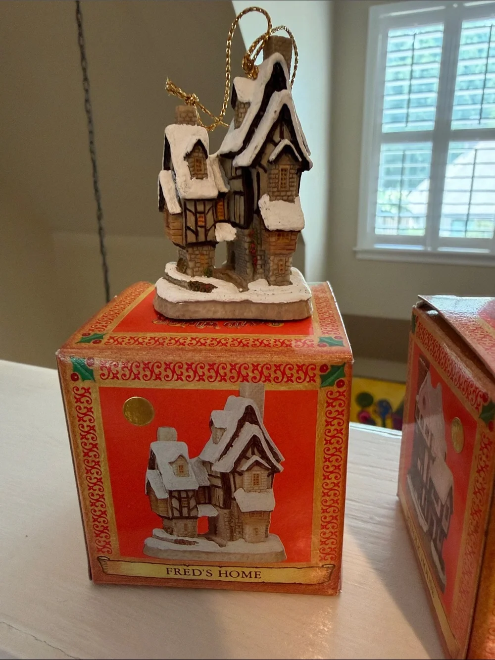 David Winter Cottages - Mini Ornaments Set of 4.